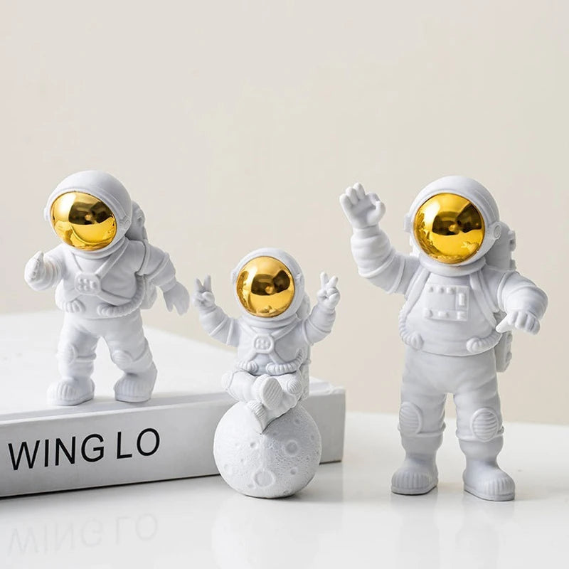 Estátua de Astronauta Decorativa - 3pcs